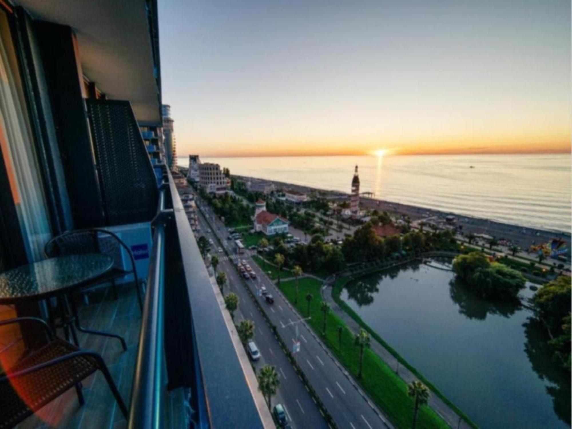 Aparthotel Sea View Orbi City Batumi Exteriér fotografie