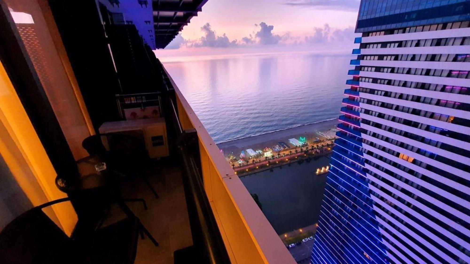 Aparthotel Sea View Orbi City Batumi Exteriér fotografie